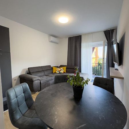 Apartman Adria Crikvenica Bagian luar foto